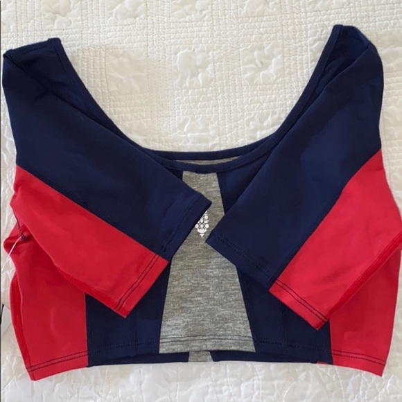 Free People FP Movement Colorblock Active Set, Cropped Top, High-Waisted Legging - Picture 4 of 6